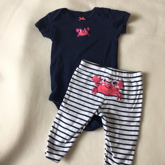 carter's crab outfit